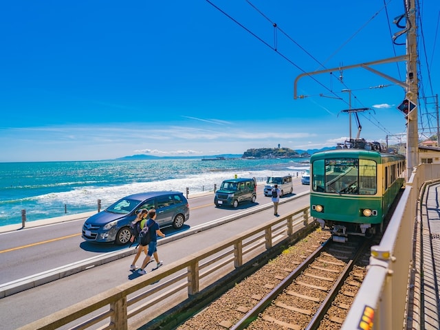 「ドライブ旅にぴったりだと思う都道府県」ランキング！ 神奈川県や沖縄県などを抑えた圧倒的1位は？