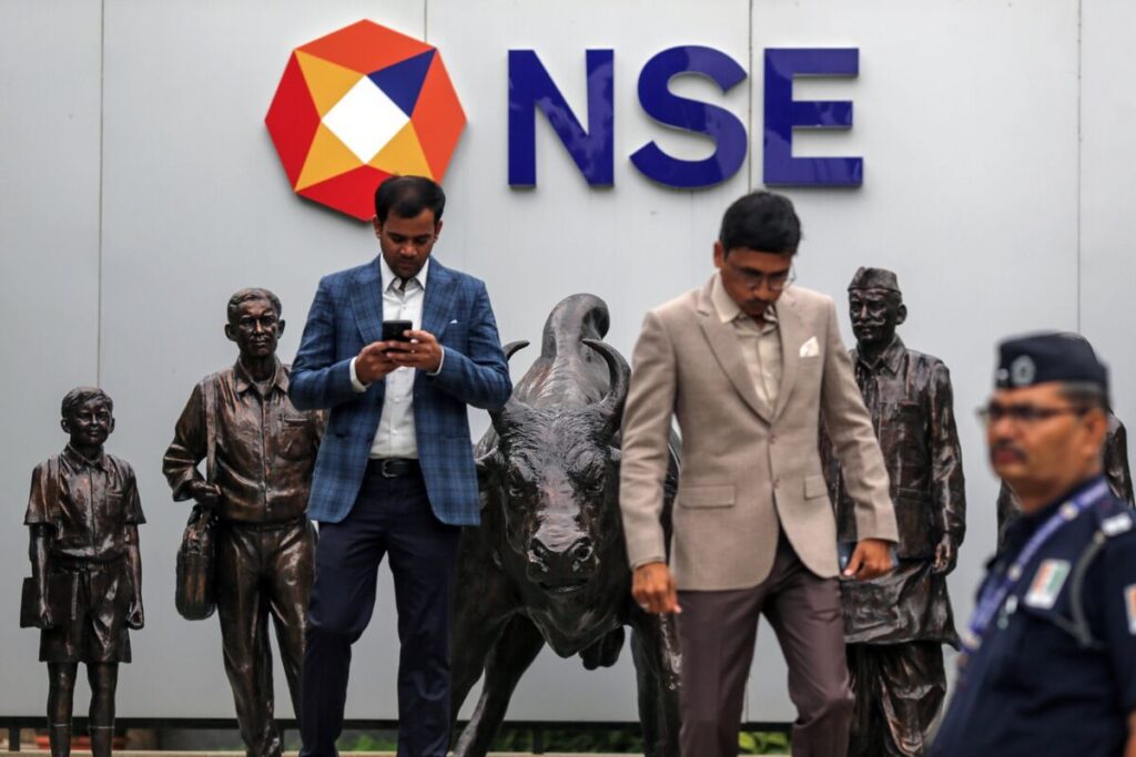 巨大化したインドの株式オプション市場、当局懸念の理由は-QuickTake - Bloomberg