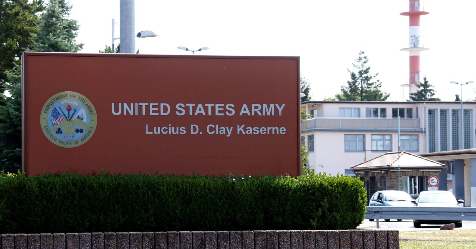 アングル：ウクライナへの軍事支援、国防産業の強化に重点移行 | ロイター