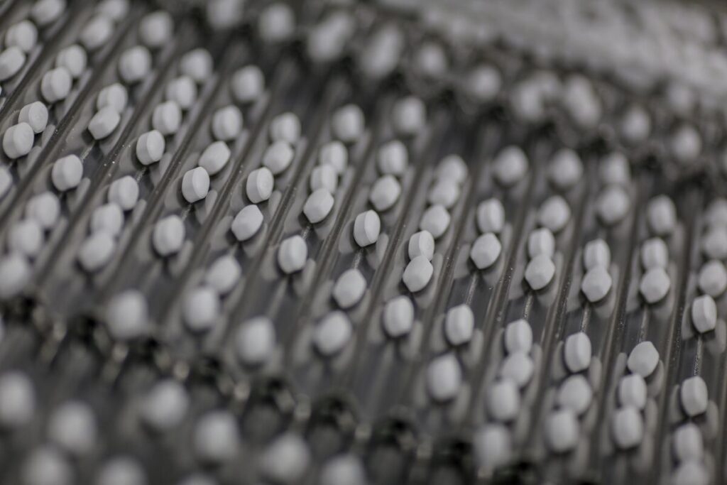 米国・スイス貿易合意案、医薬品関税巡る優遇措置を明記へ－関係者 - Bloomberg