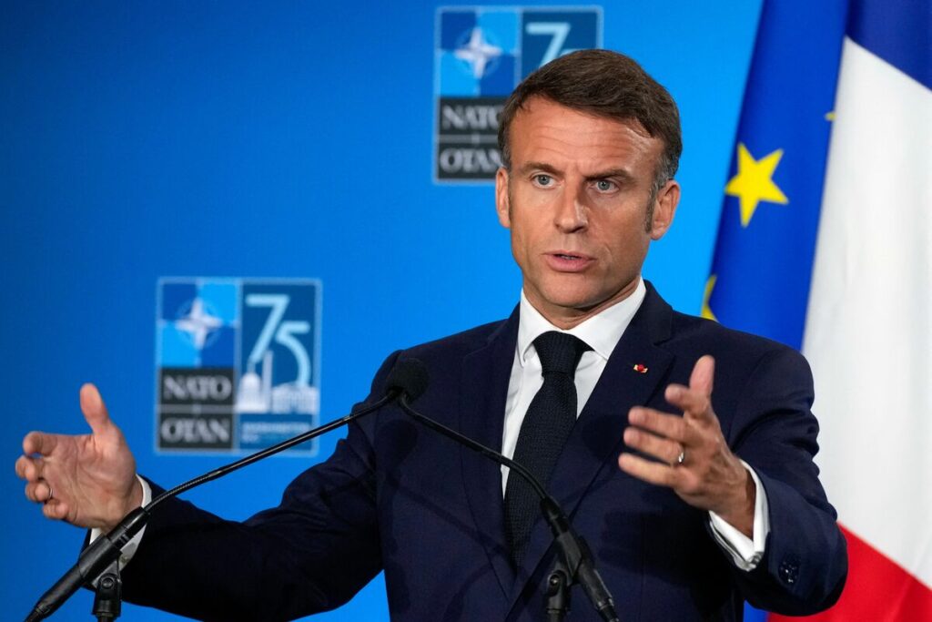 マクロンの大失敗、「EUの大黒柱」フランスの政治漂流は国際政治に深刻な不安をもたらす 【舛添直言】第五共和政創設者ドゴールも想定しなかったフランス政治体制の危機(1/4) | JBpress (ジェイビープレス)