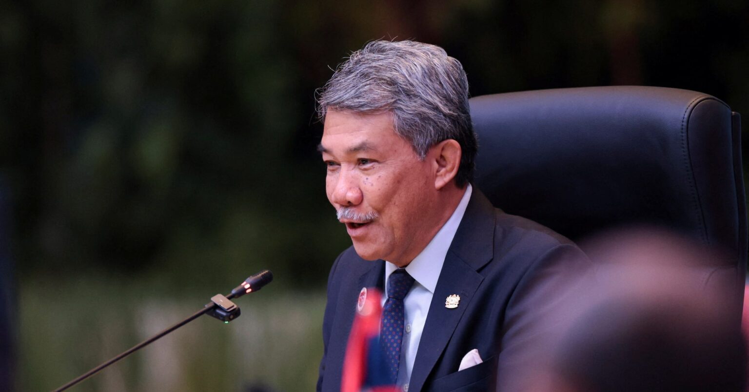 中国、東南アジア非核兵器地帯条約への署名確約＝マレーシア外相 | ロイター