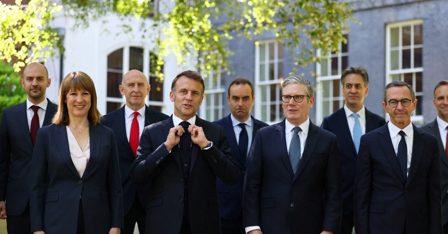 英仏、核抑止力で「歴史的」連携　首脳が合意 | ロイター