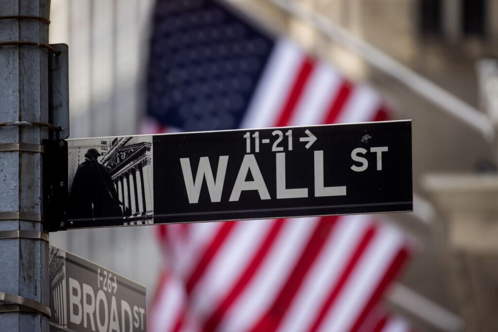 【米国市況】S&P500は過去最高値更新、30年債入札には強い需要 – Bloomberg 【米国市況】S&P500は過去最高値更新、30年債入札には強い需要 - Bloomberg