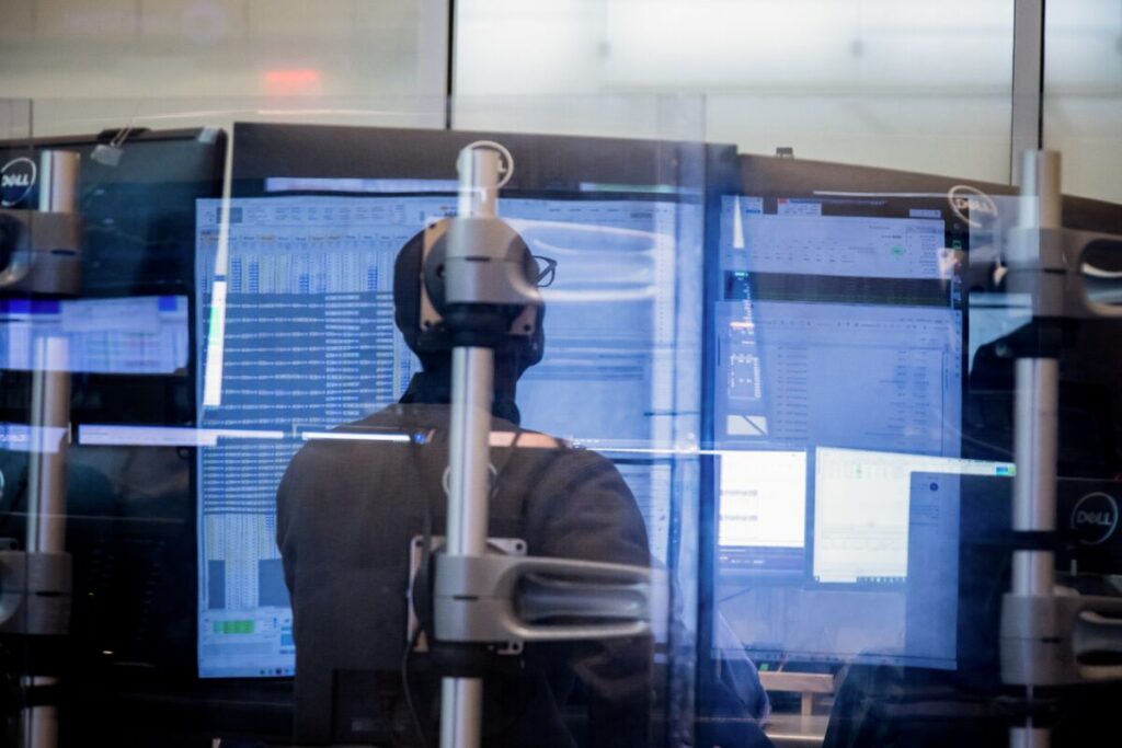 【米国市況】株は反発、市場に「極端な強欲」-ドル小動き146円台前半 – Bloomberg 【米国市況】株は反発、市場に「極端な強欲」-ドル小動き146円台前半 - Bloomberg