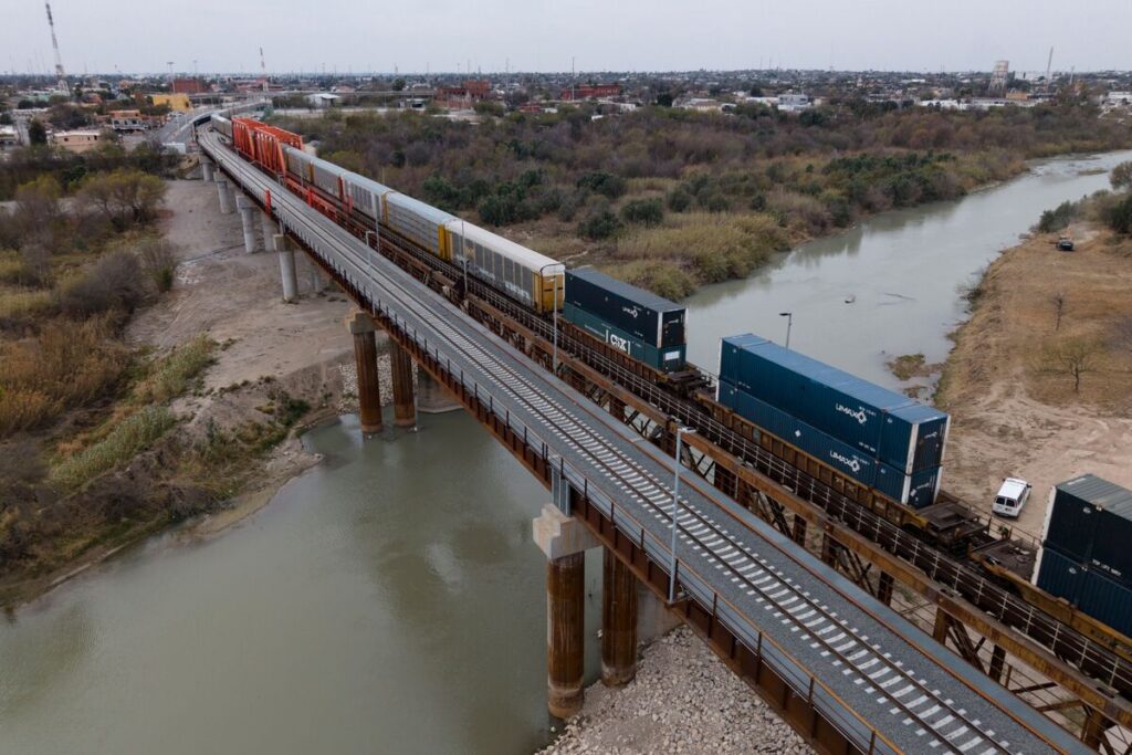 メキシコ、30％関税の回避に自信－合意に向け米国と既に協議開始 - Bloomberg