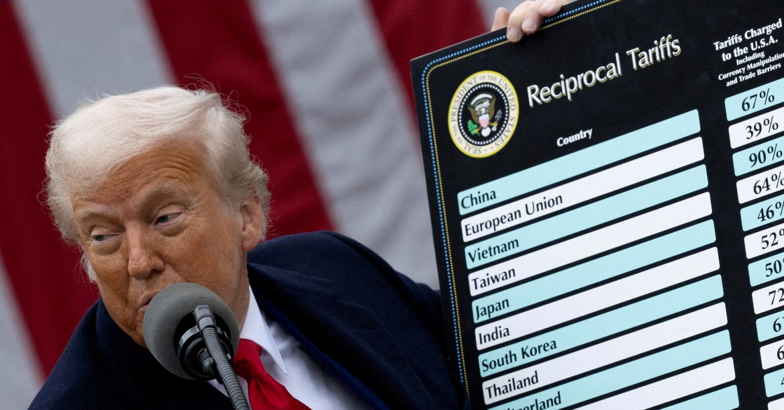 日本と韓国に25％の関税、トランプ氏表明　8月1日から | ロイター