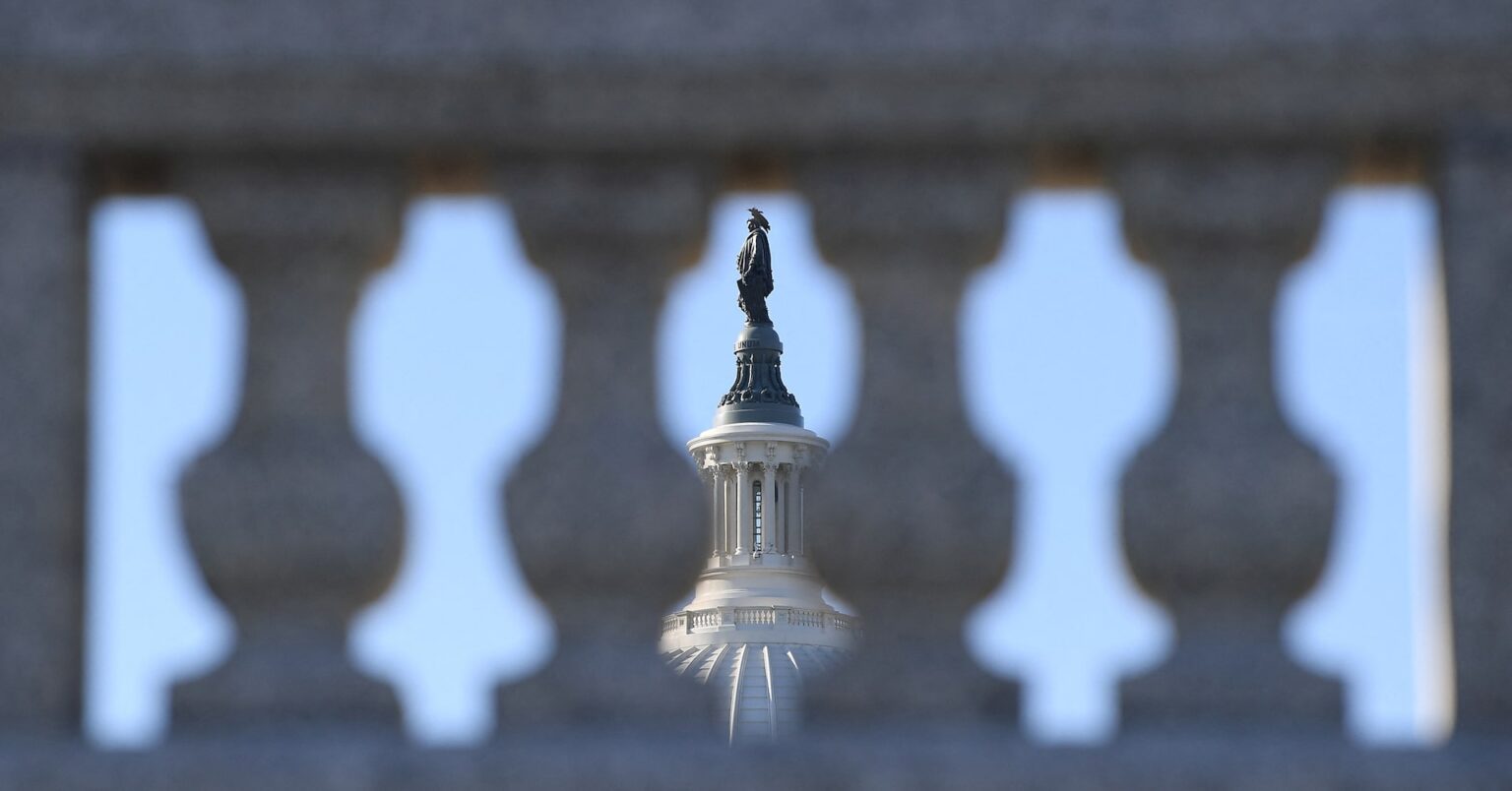 アングル:米政権の財政運営「視界不良」、情報不足に与党からも批判 | ロイター アングル:米政権の財政運営「視界不良」、情報不足に与党からも批判 | ロイター