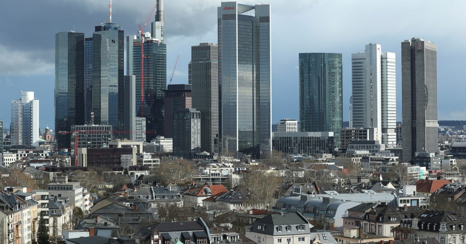 独ＺＥＷ景気期待指数、7月は52.7へ上昇　予想上回る | ロイター
