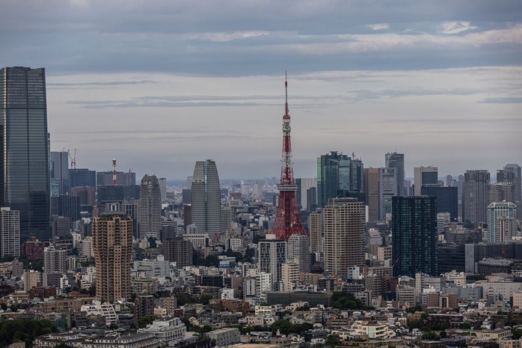 【コラム】日本のリスク体現、「未来」に戻れない霞が関－リーディー - Bloomberg