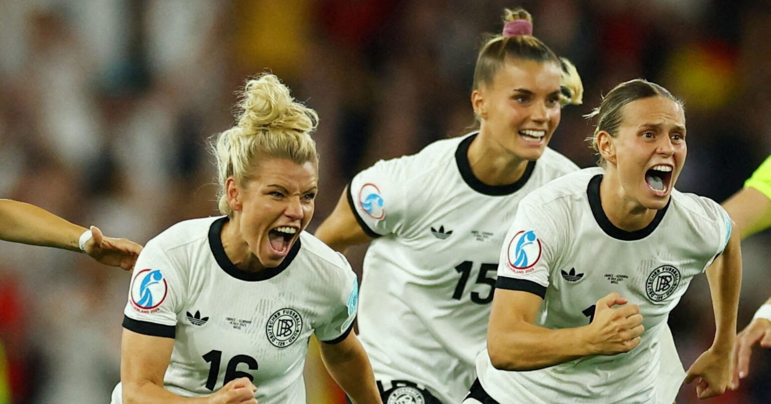 サッカー＝女子欧州選手権、ドイツがＰＫ戦制し準決勝進出 | ロイター