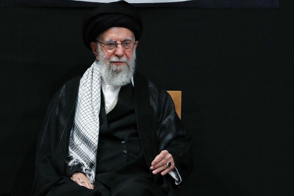 イランの歴史に刻まれた「米国の裏切り」とは、強硬姿勢のトランプ大統領にもひるまないワケ 【やさしく解説】イラン問題②(1/4) | JBpress (ジェイビープレス)