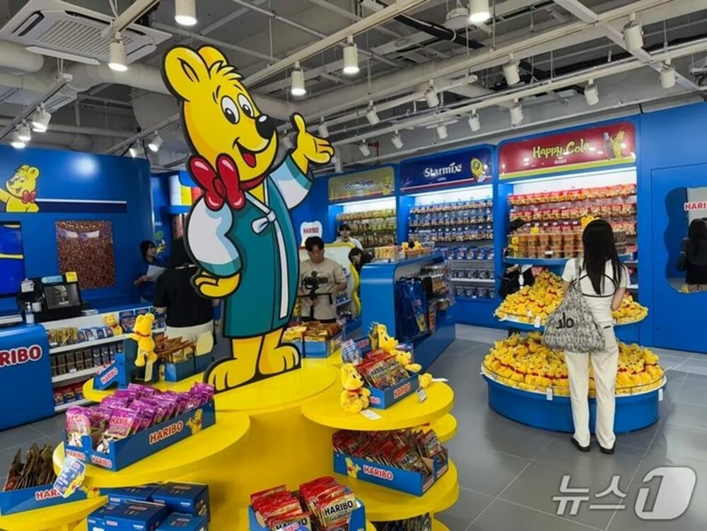 ドイツHARIBO「アジア初のストア」が韓国にオープン…限定商品と体験型コンテンツで“グミの聖地”　写真枚　国際ニュース：AFPBB News
