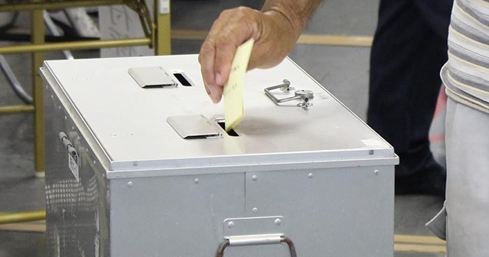 参院選沖縄選挙区、午後7時半現在の投票率27.96％　前回より1.74ポイント高く - 琉球新報デジタル