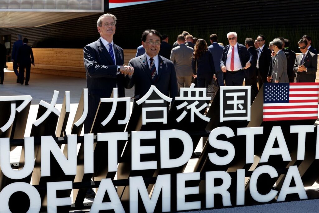 【今朝の５本】仕事を始める前に読んでおきたい厳選ニュース - Bloomberg