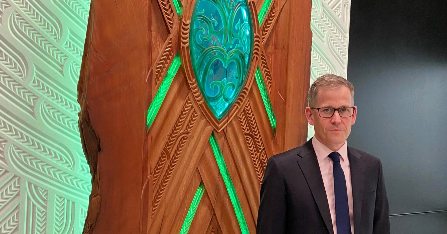 NZ、ホークスビー中銀総裁代行を総裁に任命 任期6カ月 | ロイター NZ、ホークスビー中銀総裁代行を総裁に任命 任期6カ月 | ロイター