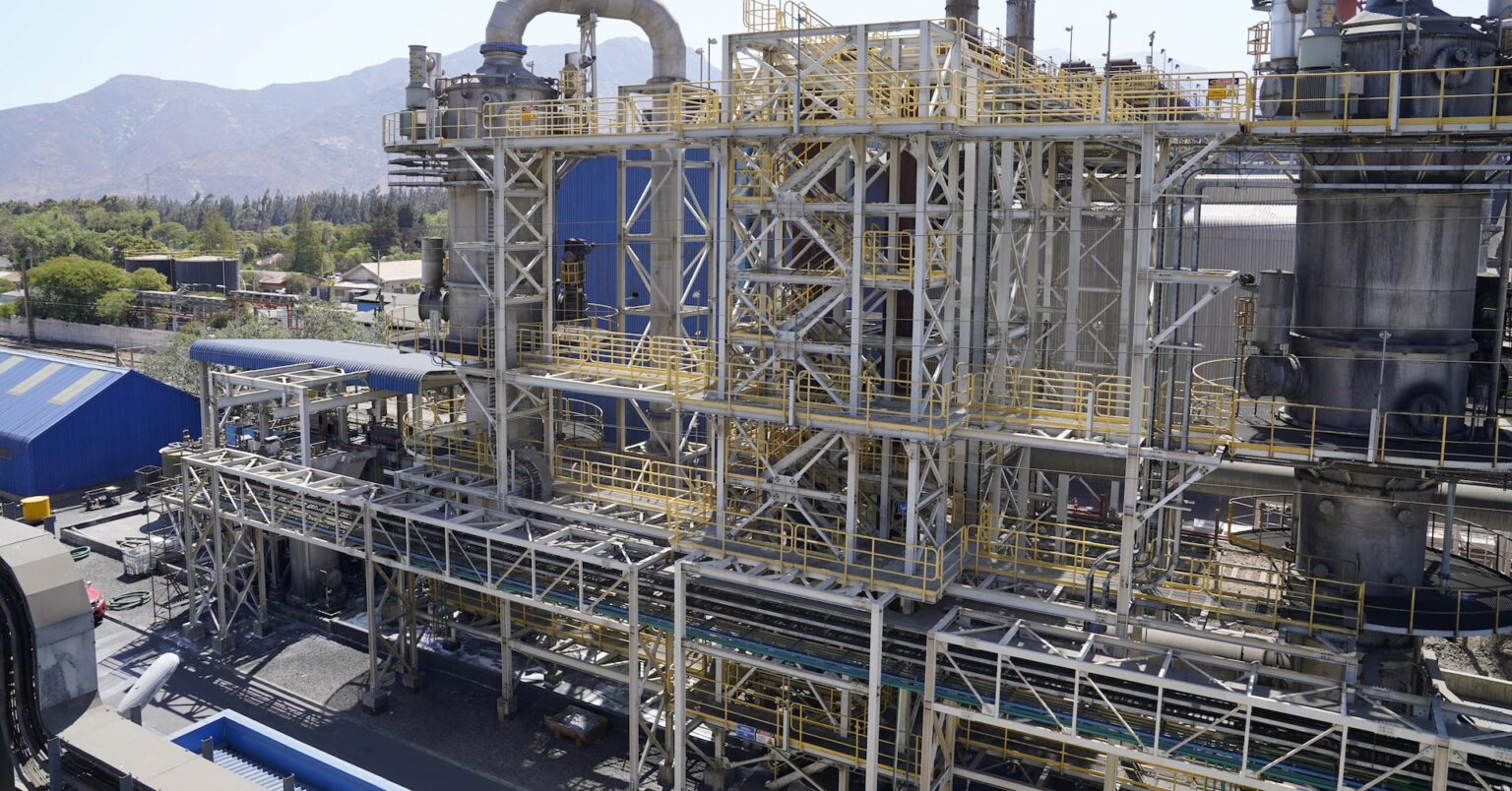 チリ政府が今年の銅価格見通し引き上げ、コジャワシ鉱山の減産にも言及 | ロイター