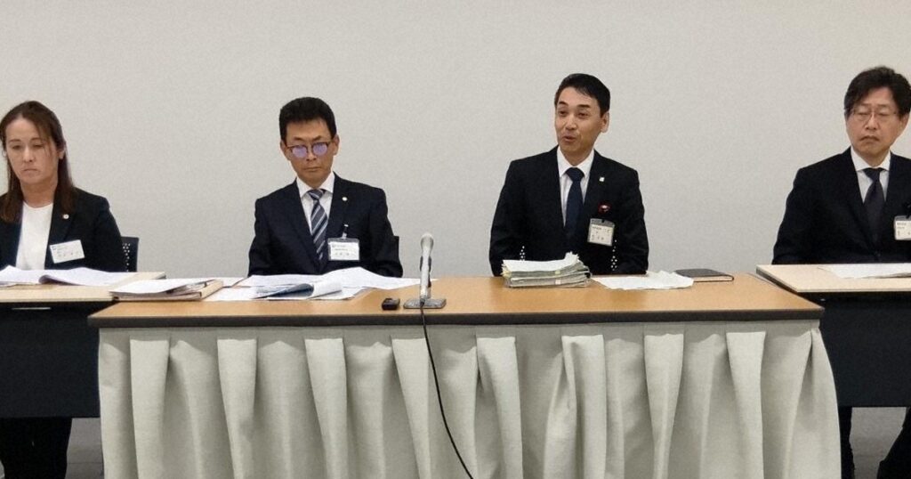 岐阜の障害者施設で職員14人が虐待 計40件 「うつる」暴言も – 毎日新聞 岐阜の障害者施設で職員14人が虐待 計40件 「うつる」暴言も - 毎日新聞