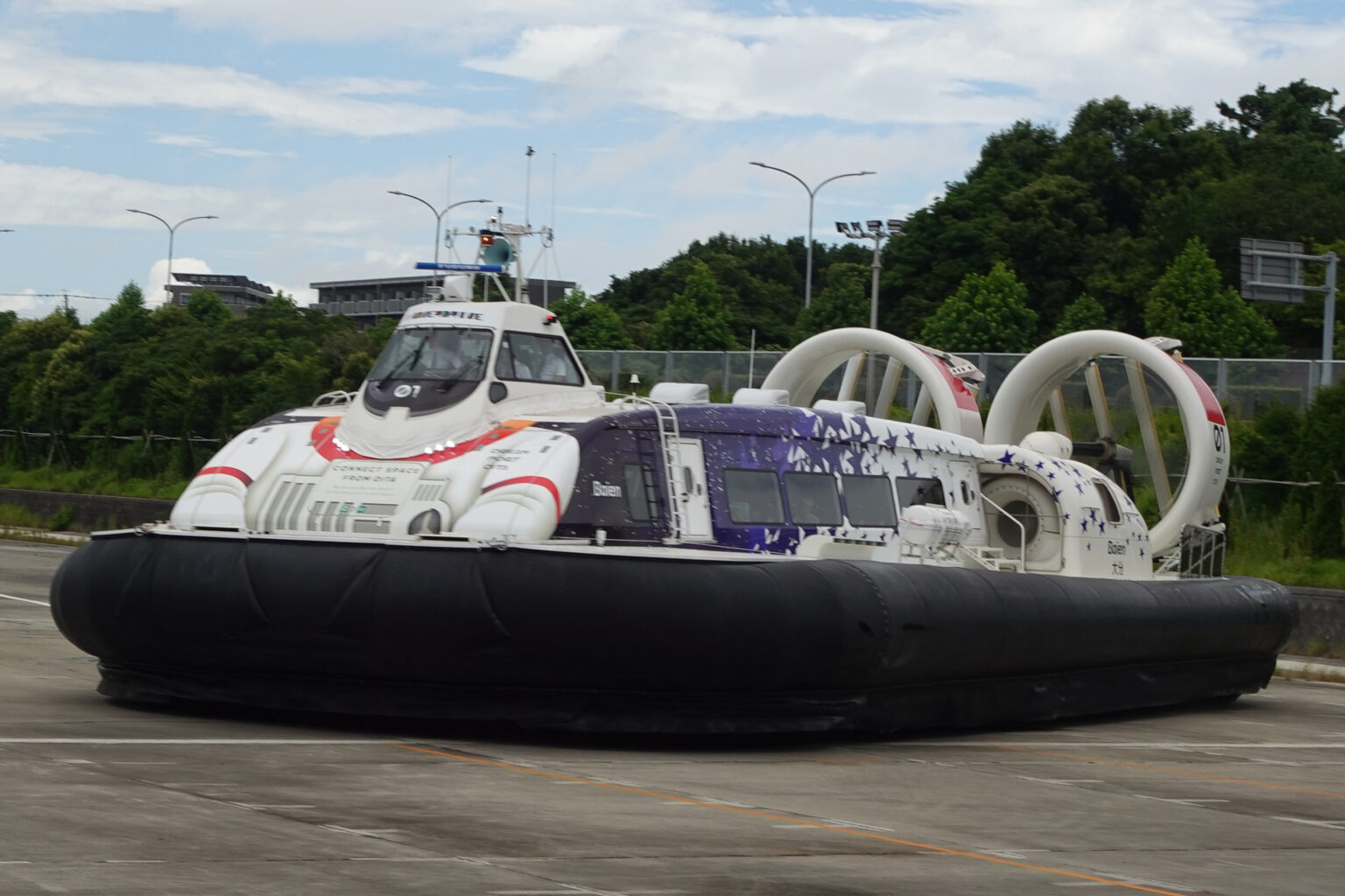 大分のホーバークラフト16年ぶりに復活でさっそく乗ってみた。世界でイギリス・ワイト島とここだけ！ - トラベル Watch