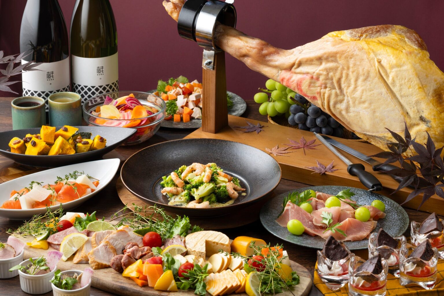 富士マリオットホテル山中湖　一升瓶に詰められた山梨ワインをフリーフローで「Smoke & Grill Semi-Buffet Dinner ～YAMANASHI Wine Mariage～」を発売