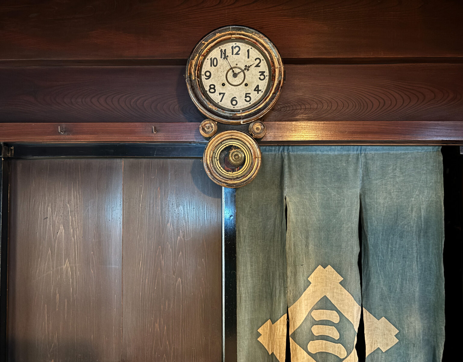 【ボーカリスト琴音の音楽旅】古民家カフェに滝、福井の夏を大満喫！　北前船主の家などレトロ建築に思いをはせる旅 - トラベル Watch