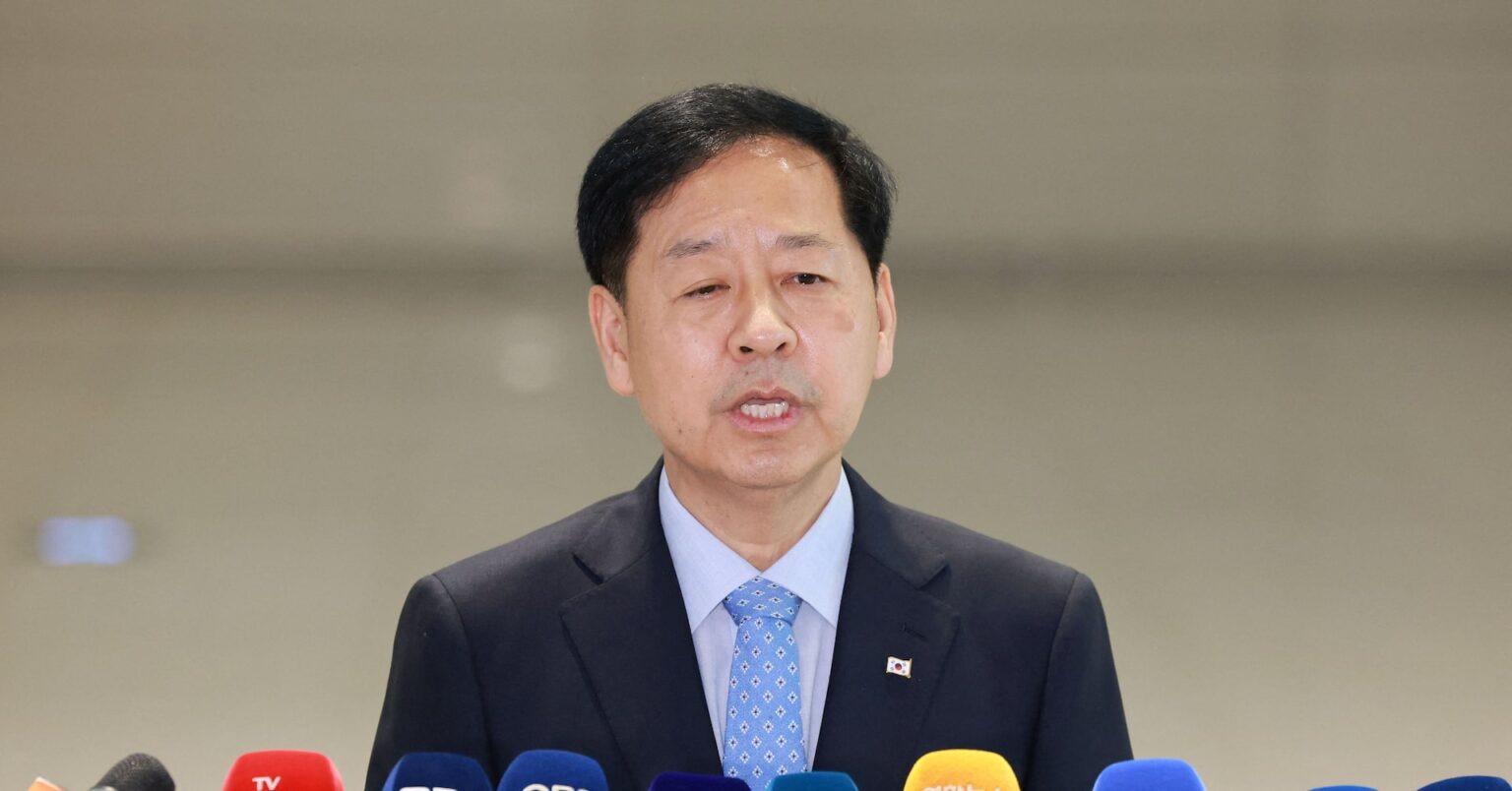 韓国財政相、米との互恵的貿易協定に尽力　造船などで協力協議へ | ロイター