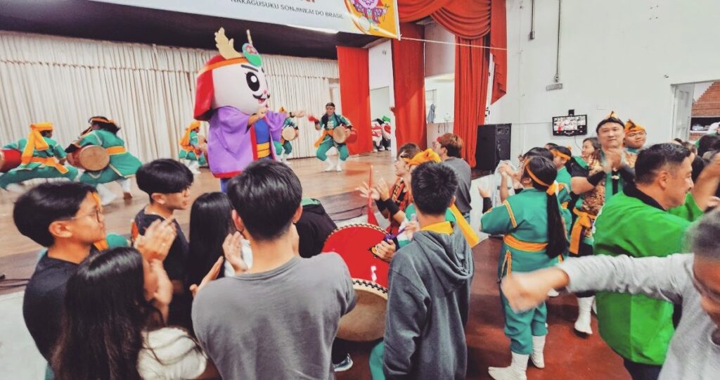 サンパウロに「護佐丸」登場　中城村人会　まつり開催、エイサーも　ブラジル ＜アジア・海外通信員＞ - 琉球新報デジタル