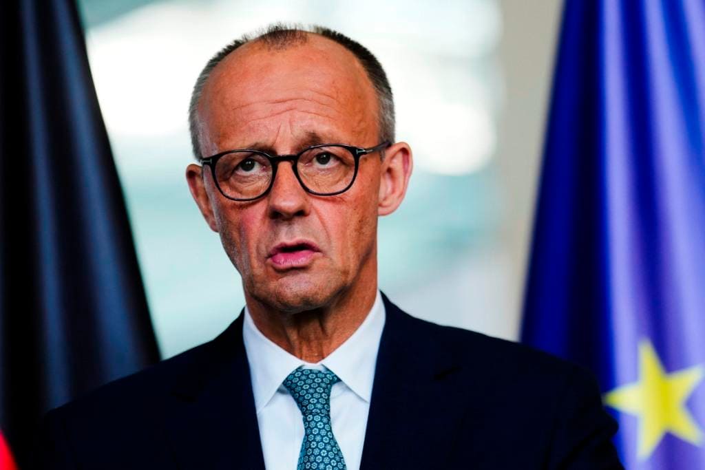 日本と同じ敗戦国ドイツが、徴兵検査義務を復活させた狙いとその影響 対ロシア戦争に備え再軍備を本格化、日本の片務性解消圧力高まる恐れも(1/4) | JBpress (ジェイビープレス)