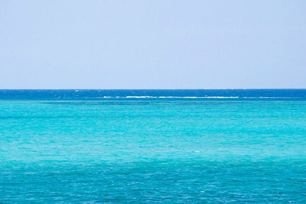 【速報】沖縄でも津波到達　中城湾港で10センチ　 Tsunami Reaches Okinawa（PM2:03）