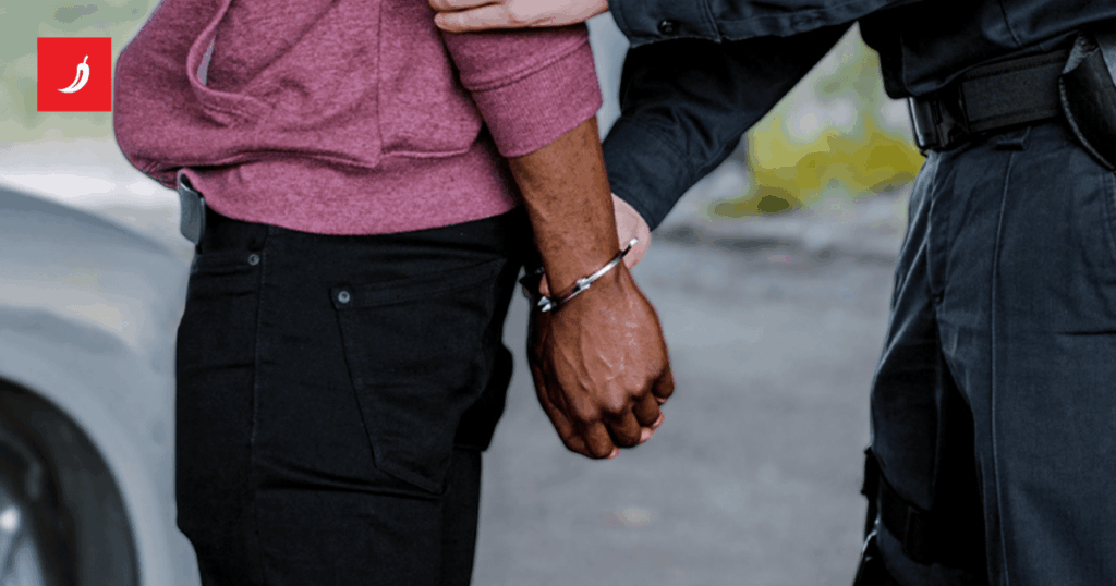 ザグレブのパキスタナックはネパールカを投獄し、レイプしました。彼は逮捕された