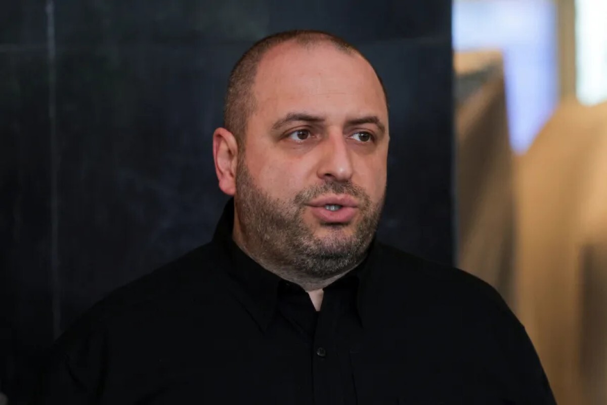 ウクライナ代表団を率いたウメロウ前国防相/Leonhard Foeger/Reuters