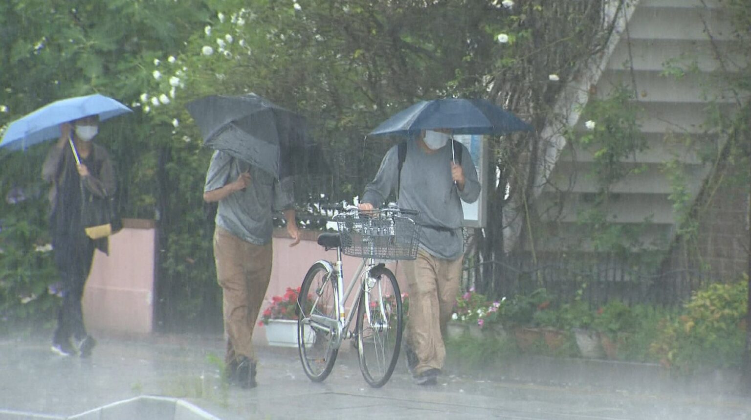 ゲリラ雷雨 9月までに3110回の発生予想　過去5年平均より300回近く多い見込み　長野は鹿児島に次いで全国4位　2位は沖縄　1位は…　全国では7万8000回【都道府県別の一覧掲載】　　（ＳＢＣ信越放送） - Yahoo!ニュース