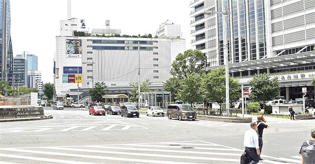 名古屋国税局の各税務署管内で最高路線価となった、名古屋市中村区名駅１丁目の名駅通り