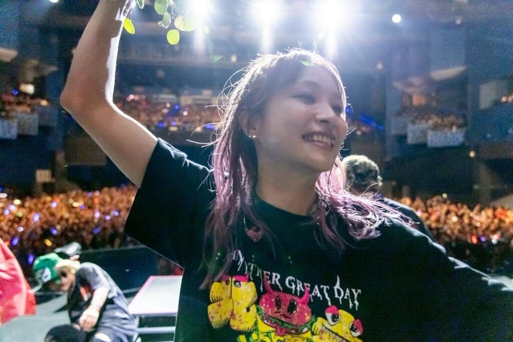 高地メキシコのライブで酸欠…LiSA〝酸素吸引ショット〟に反響「無事でよかった」「メキシコ標高高いから」（西スポWEB OTTO！） - Yahoo!ニュース - Yahoo!ニュース