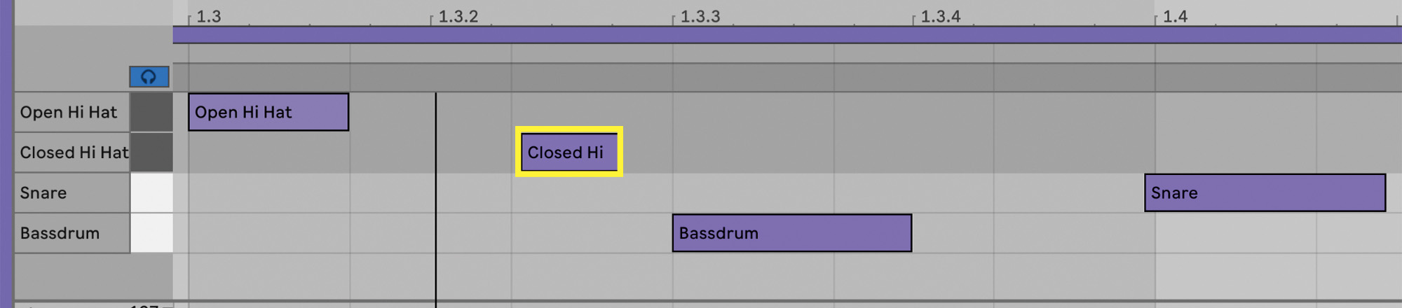画面❺　後半、ギター・ソロからAメロを繰り返すことで盛り上がりを演出。画面は3:53辺りからの1小節の3拍目にフォーカスしたところで、グリッド表示は3連に設定。すると、黄枠のように一部のハイハットが3連に沿ったグリッドに位置しているのが分かる
