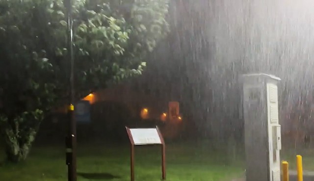 【速報】天候急変 8日の県内「雷伴う激しい雨」航空便に遅れや欠航相次ぐ《長崎》（長崎国際テレビ） - Yahoo!ニュース - Yahoo!ニュース