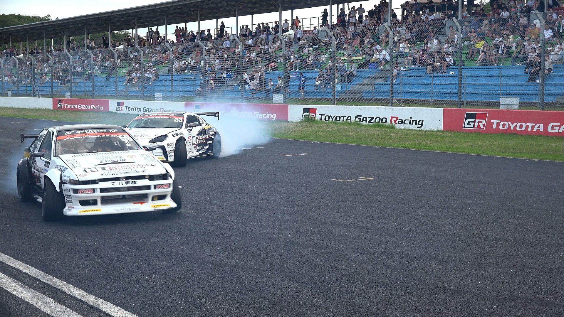 2025 岡山国際サーキット花火大会 produced by 磯谷煙火店