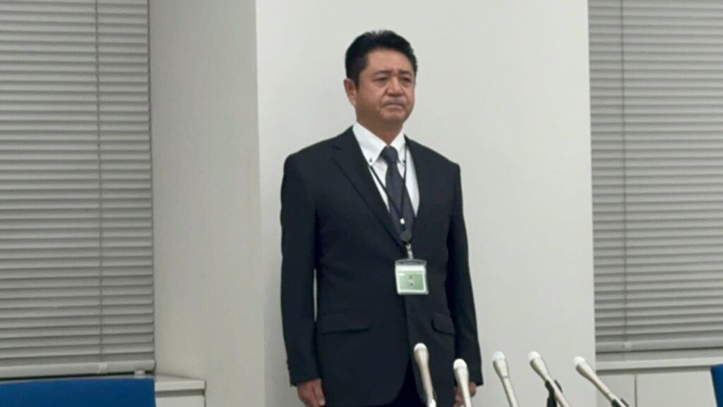 熊本県警の警部補 不同意わいせつ容疑で逮捕 背後から口をふさいで体を触る 容疑否認　極めて異例の「報道カメラ入れた」会見（RKK熊本放送） - Yahoo!ニュース