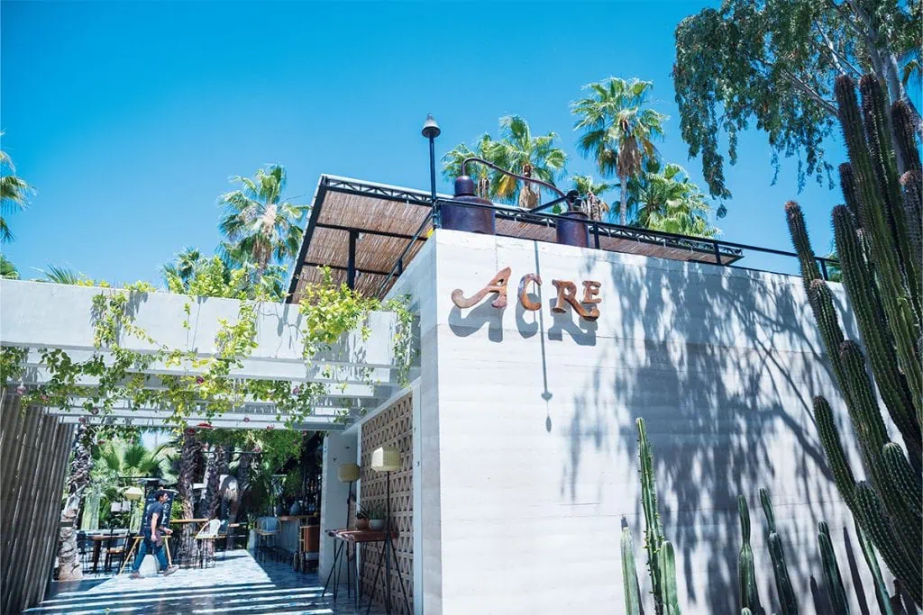 「アクレ リゾート」は敷地内にツリーハウスやレストラン、農園などを併設！