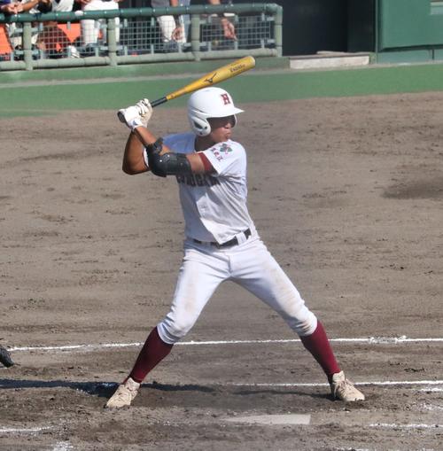 打席に立つ能登川・広田（2025年7月7日撮影）