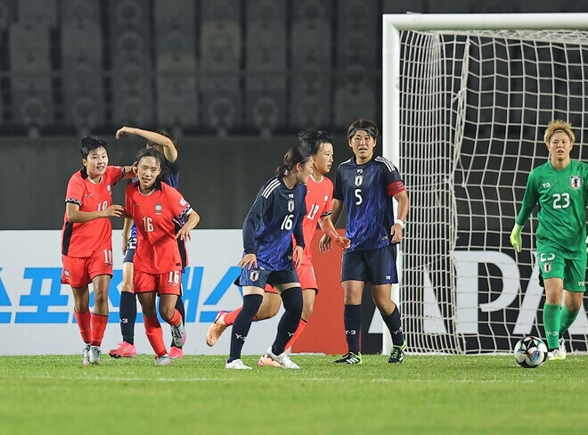 「後半は韓国がまるで日本のようだった」なでしこジャパンの日韓戦苦戦に韓国人記者が驚き「日本がポゼッションで圧倒されるなんて考えられない」（SOCCER DIGEST Web） - Yahoo!ニュース - Yahoo!ニュース