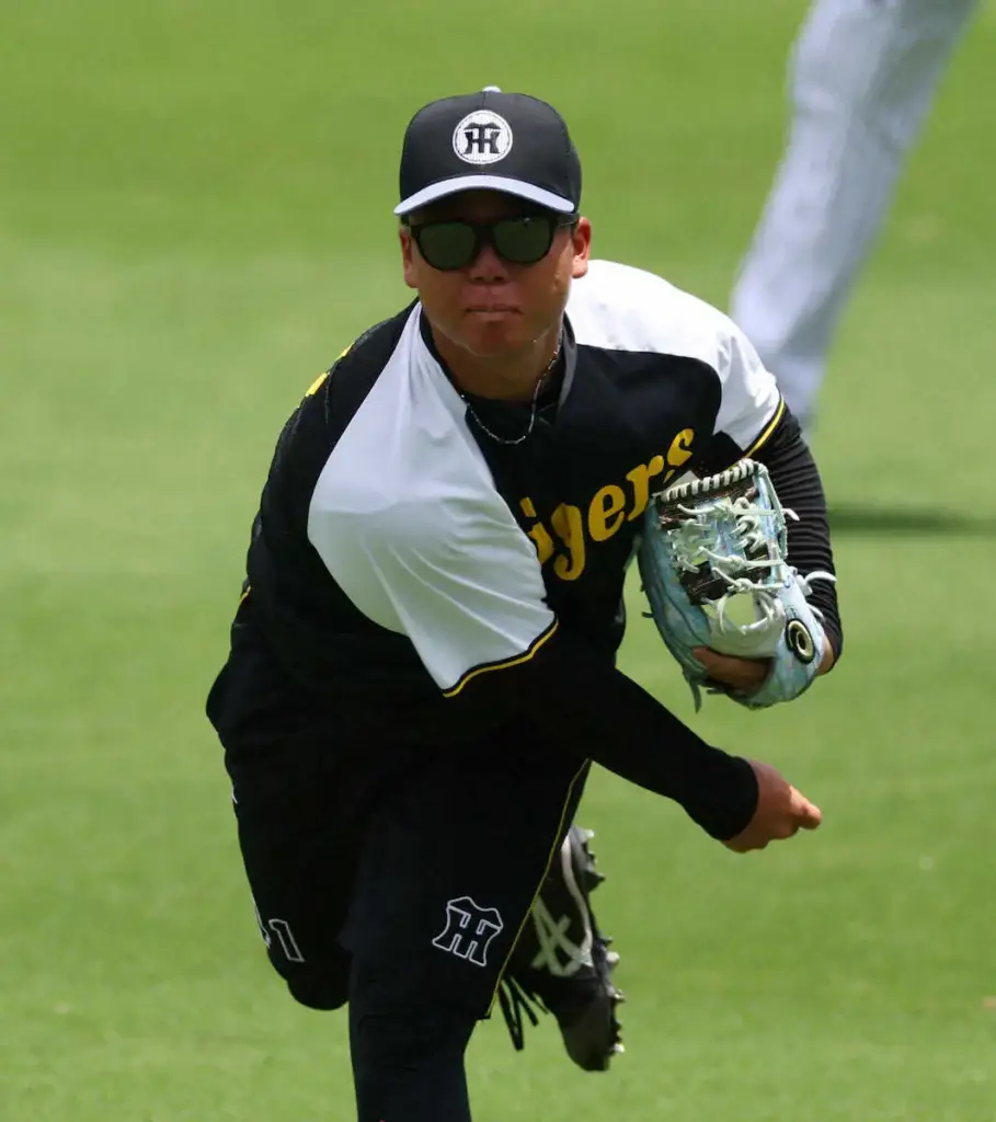 阪神・村上頌樹　同い年で同じ兵庫県出身の巨人・山崎伊織に投げ勝つ「粘って投げたい」 - スポニチ Sponichi Annex 野球