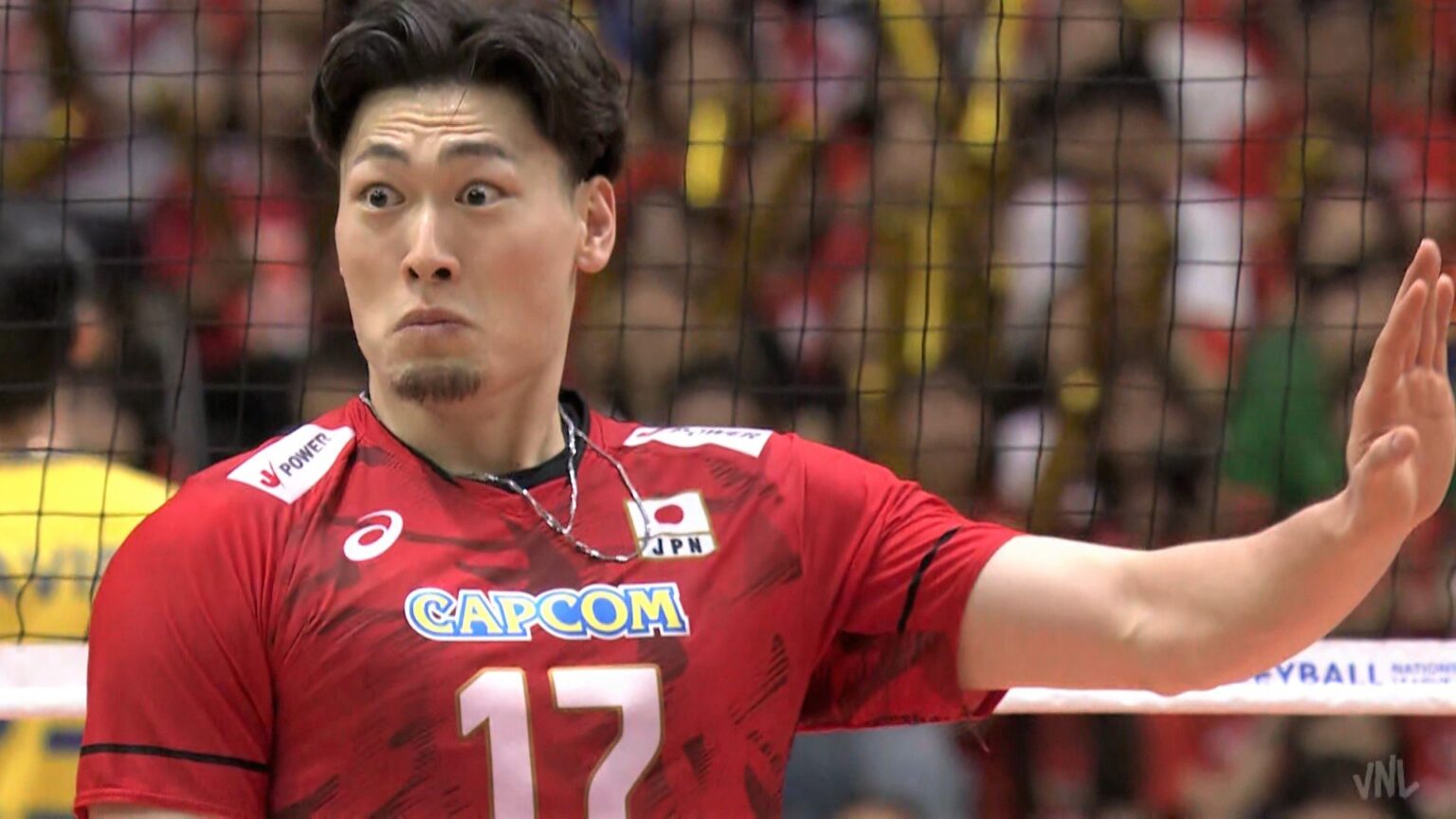 バレー男子日本代表、初スタメン西本圭吾「ずっとこの瞬間を待ちわびていた」ブラジルに完敗も存在感発揮【ネーションズリーグ】（TBS NEWS DIG Powered by JNN）