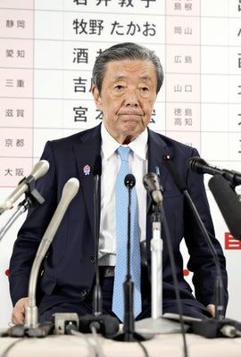 インタビューに応じる自民党の森山幹事長（２０日午後８時１分、東京都千代田区の同党本部で）＝川口正峰撮影