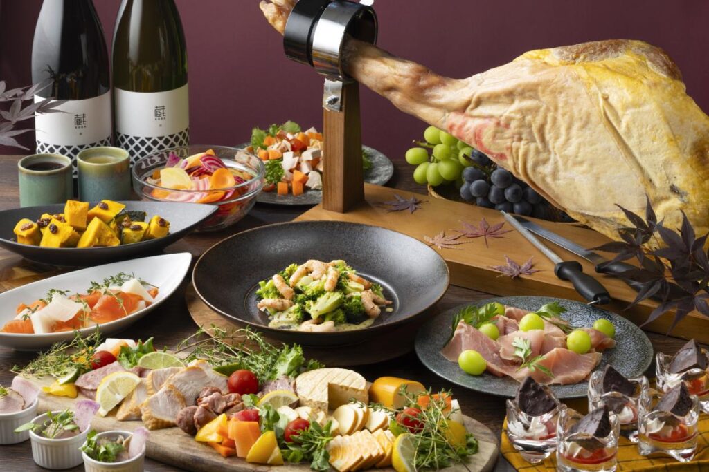 富士マリオットホテル山中湖一升瓶に詰められた山梨ワインをフリーフローで「Smoke & Grill Semi-Buffet Dinner ～YAMANASHI Wine Mariage～」を発売 | Digital PR Platform