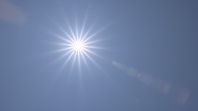 鳥取で38.6℃ 熱中症疑いで鳥取県内5人を搬送 鳥取市の90代男性は自宅裏で倒れているのを近所の住民が発見（日本海テレビ） - Yahoo!ニュース - Yahoo!ニュース