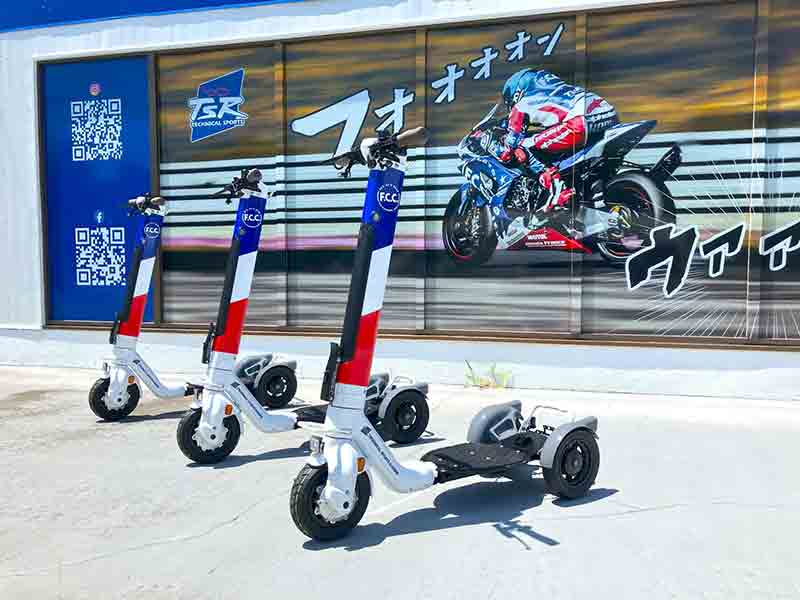 【ストリーモ】鈴鹿8耐参戦チーム「F.C.C. TSR Honda France」へ専用ラッピングの車両提供 記事1