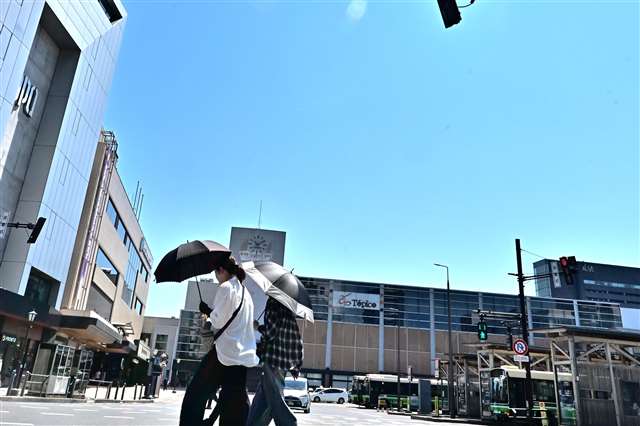 秋田県内猛暑日 仙北市角館３８.１度、湯沢市３７.４度で観測史上最高 - 秋田魁新報電子版