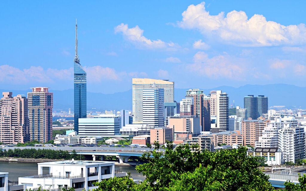 福岡「SUUMO住みたい街ランキング2025」1位は博多、”初TOP10入り駅”も注目！ 再開発で進化する街の魅力とは？ - SUUMO
