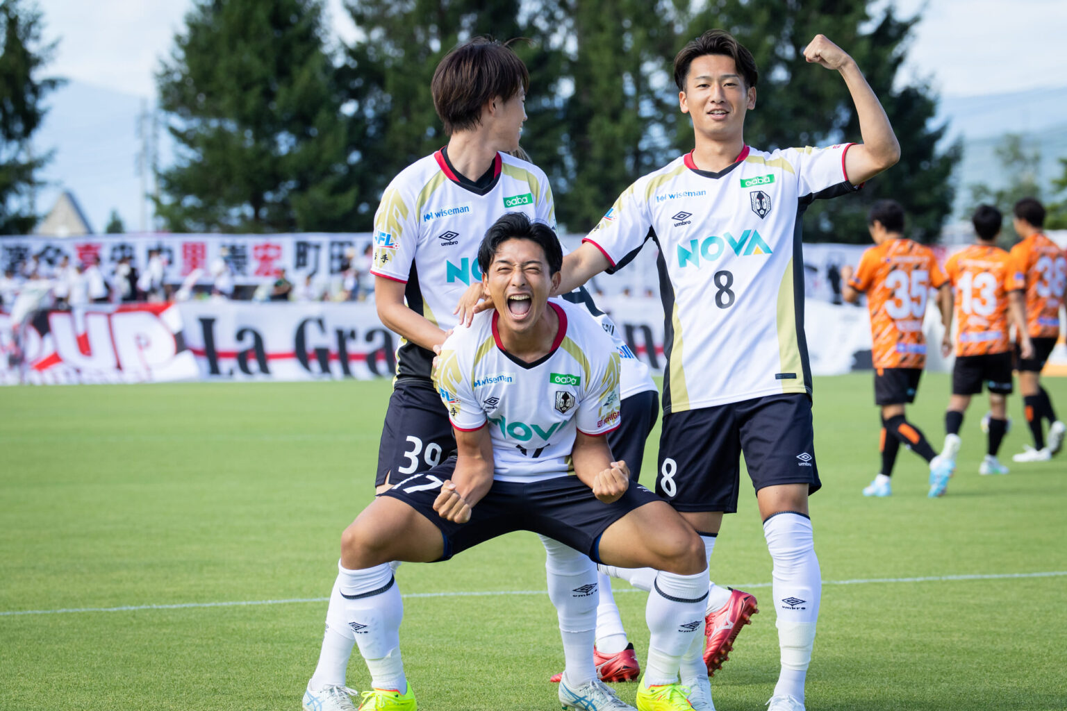 リーグの行方を占う大一番で勝利。グルージャが得た勝点以上の収穫とは？#3【いわてグルージャ盛岡】 : Iwate Football Freaks